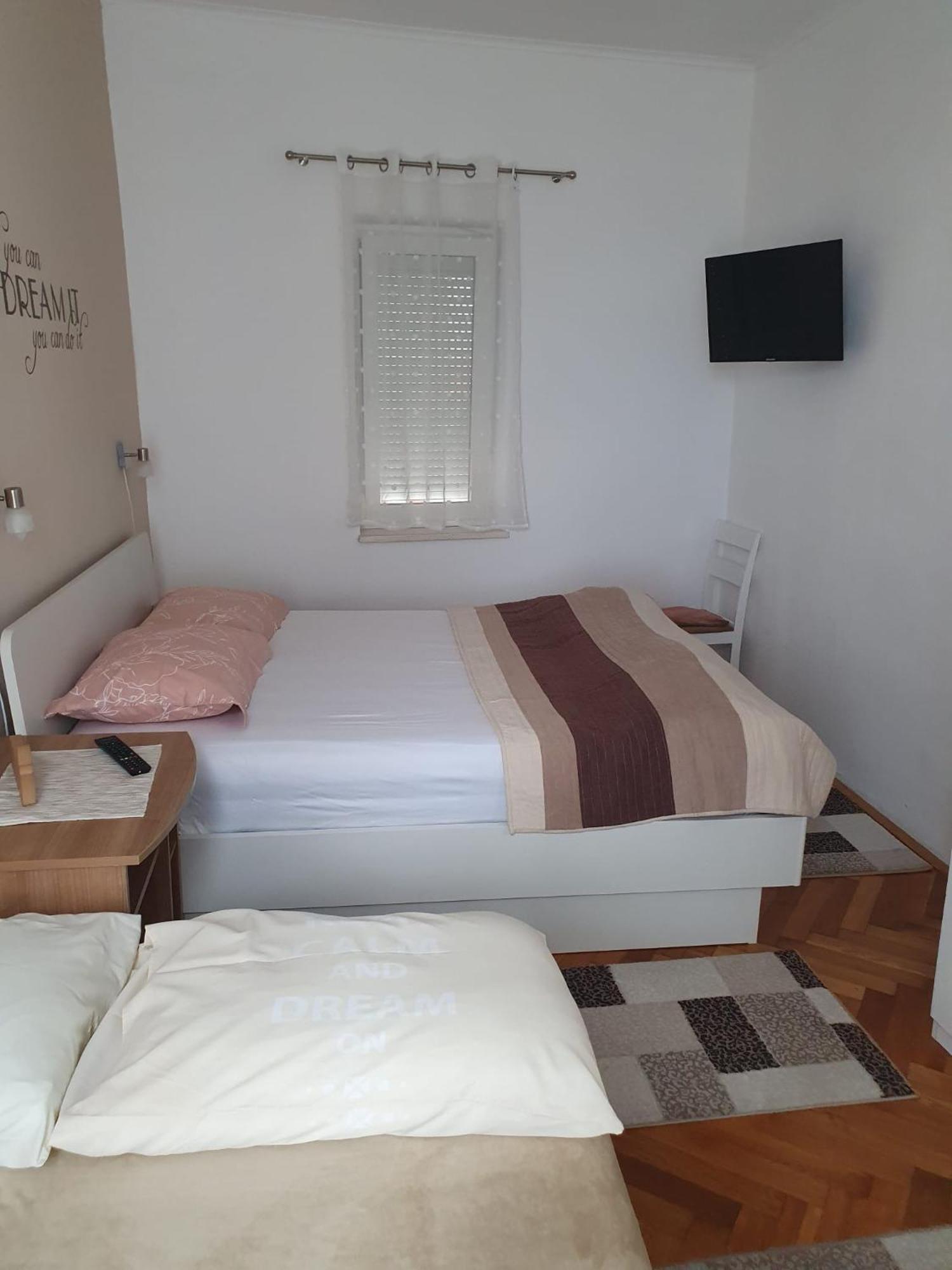 Apartment Sandra 2+2 *** Crikvenica Eksteriør billede