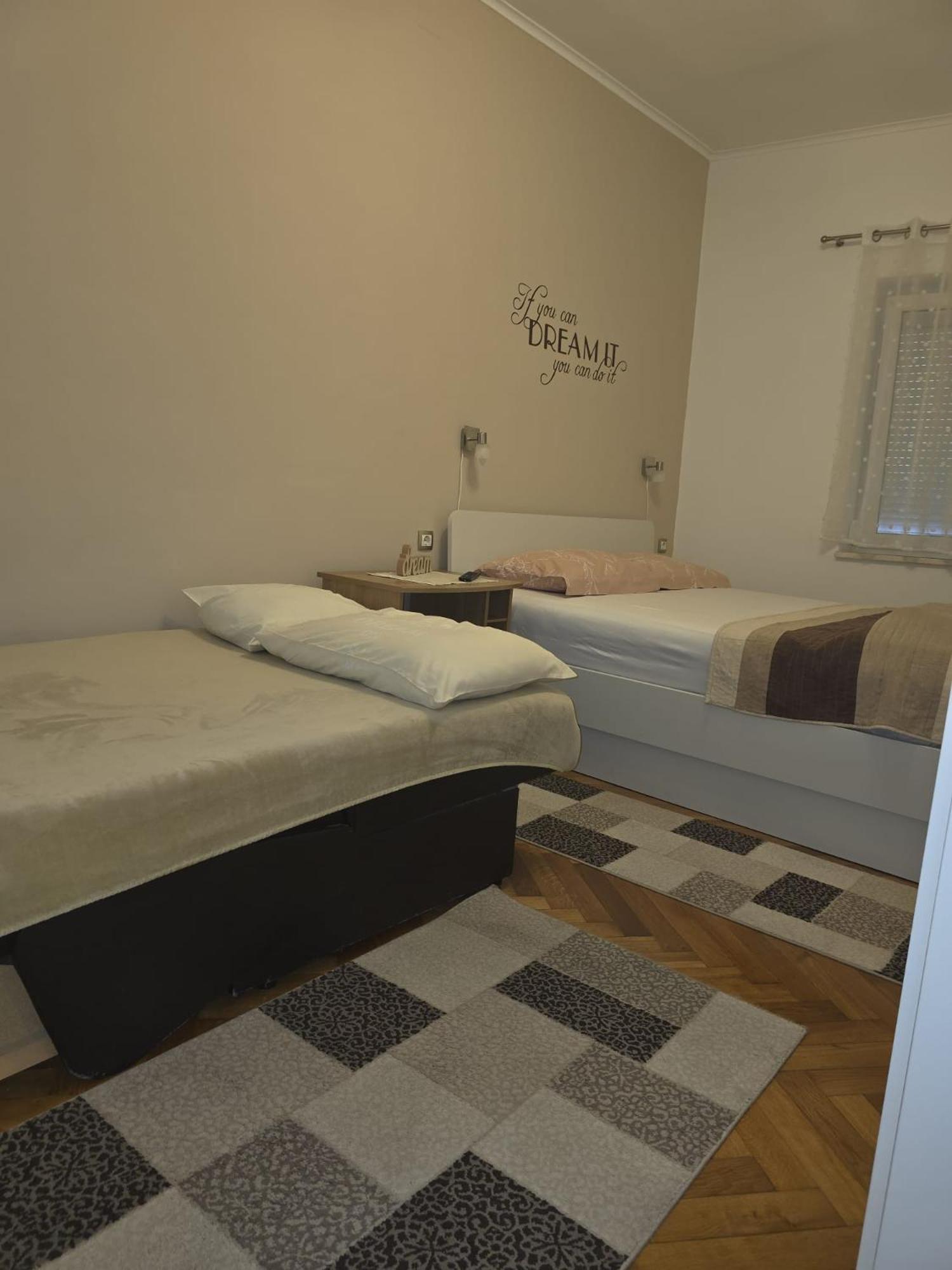 Apartment Sandra 2+2 *** Crikvenica Eksteriør billede