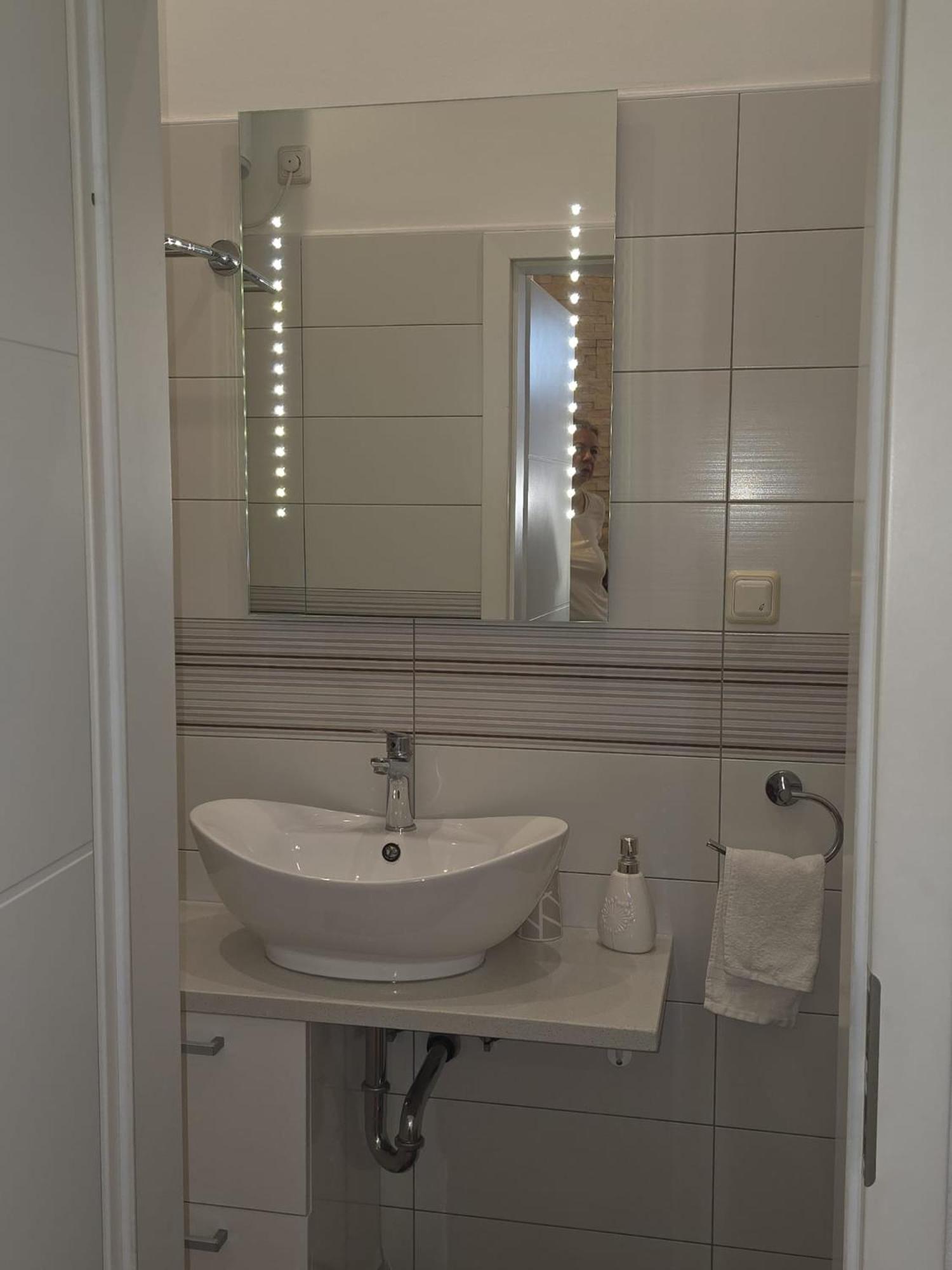 Apartment Sandra 2+2 *** Crikvenica Eksteriør billede