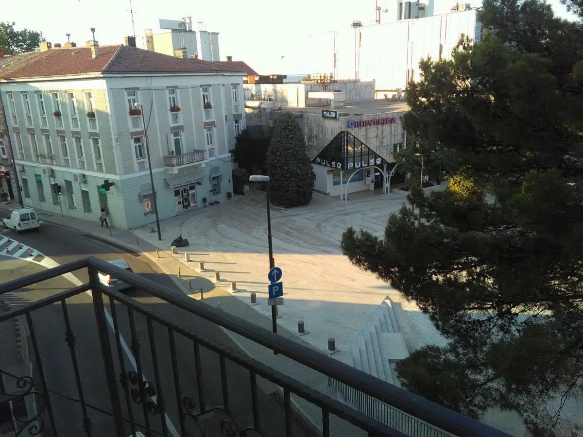 Apartment Sandra 2+2 *** Crikvenica Eksteriør billede