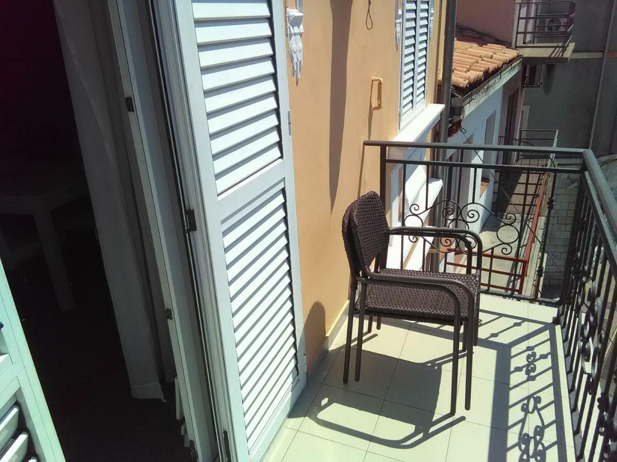 Apartment Sandra 2+2 *** Crikvenica Eksteriør billede
