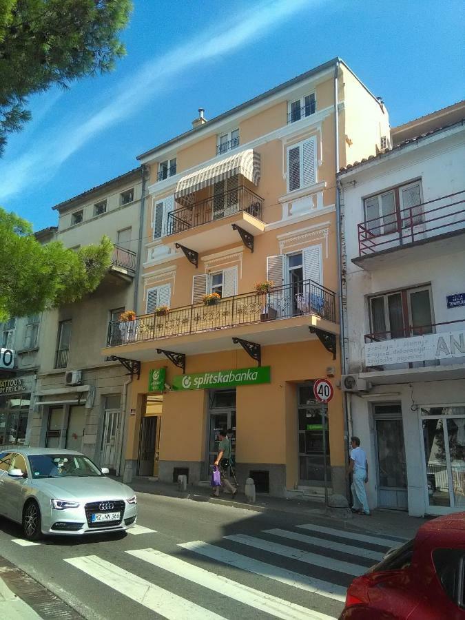 Apartment Sandra 2+2 *** Crikvenica Eksteriør billede